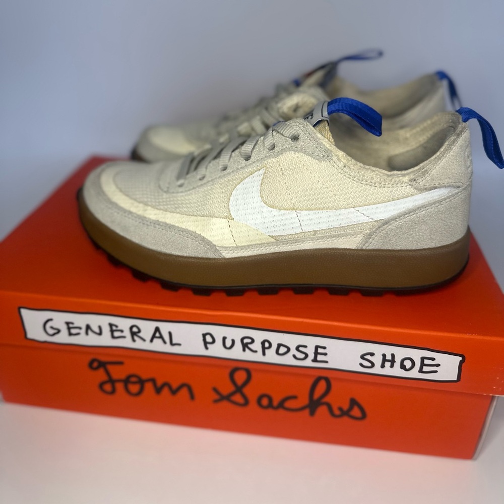 Nike x atom Sachs General Purpose shoe dark sulfur, white, light cream sz 6.5